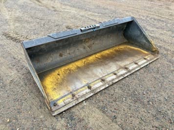 Main image New Holland 78" Low Profile Bucket